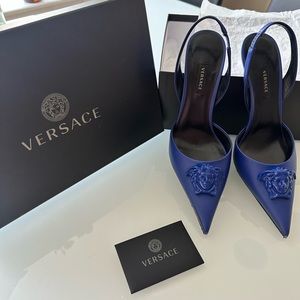 Versace La Medusa Pointed Toe Slingback Pumps